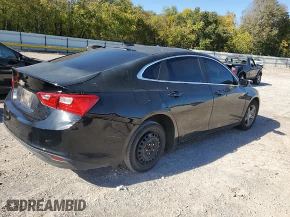 ✅ 2017 Chevrolet Malibu LS • VIN: 1G1ZB5ST2HF147430 • Lot: 91366725. Listed on Copart with 190,067 mi. Free auction sales archive from the USA and detailed vehicle history report at DreamBid. Image 3.
