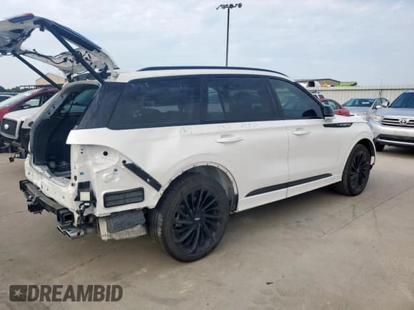 ✅ 2025 Lincoln Aviator Reserve • VIN: 5LM5J7XC3SGL11694 • Lot: 70372515. Wystawiony na Copart z przebiegiem 7 941 mil. Bezpłatny archiwum sprzedaży aukcyjnych z USA i szczegółowy raport historii pojazdu na DreamBid. Zdjęcie 3.