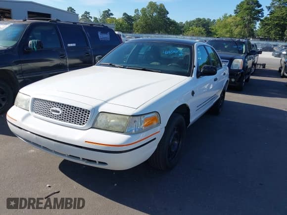 ✅ 2010 Ford Police Interceptor • VIN: 2FABP7BV4AX138879 • Лот: 42850241. Опубликован ранее на IAAI с пробегом Не указан. Бесплатный доступ к архиву аукционных продаж из США и подробный отчёт об истории автомобиля на DreamBid. Изображение 2.