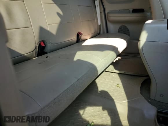 ✅ 2001 Ford F-150 XL • VIN: 2FTRX08LX1CA73596 • Lot: 86841774. Listed on Copart with 262,629 mi. Free auction sales archive from the USA and detailed vehicle history report at DreamBid. Image 11.