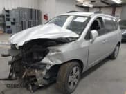 ✅ 2010 Kia Rondo • VIN: KNAHG8C92A7299276 • Lot: 39787388. Wystawiony na IAAI z przebiegiem 102 829 mil. Bezpłatny archiwum sprzedaży aukcyjnych z USA i szczegółowy raport historii pojazdu na DreamBid. Zdjęcie 2.