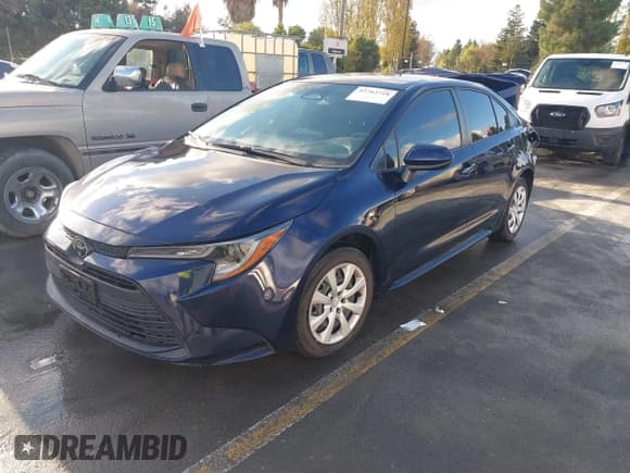 ✅ 2024 Toyota Corolla LE • VIN: JTDB4MEE2RJ015423 • Lot: 43763718. Listed on IAAI with 22,587 mi. Free auction sales archive from the USA and detailed vehicle history report at DreamBid. Image 23.