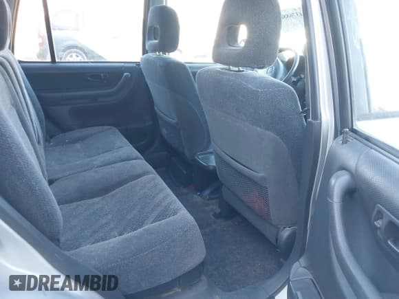 ✅ 2000 Honda CR-V LX • VIN: JHLRD1742YC041382 • Lot: 43768860. Wystawiony na IAAI z przebiegiem 160 597 mil. Bezpłatny archiwum sprzedaży aukcyjnych z USA i szczegółowy raport historii pojazdu na DreamBid. Zdjęcie 8.