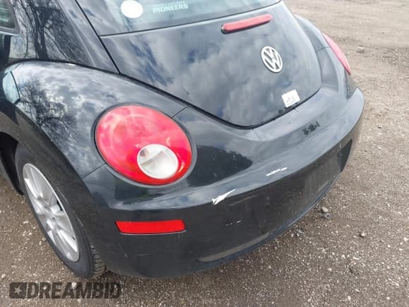 ✅ 2010 Volkswagen Beetle • VIN: 3VWPW3AG6AM021330 • Лот: 42094872. Опубликован ранее на IAAI с пробегом 124 908 миль. Бесплатный доступ к архиву аукционных продаж из США и подробный отчёт об истории автомобиля на DreamBid. Изображение 13.