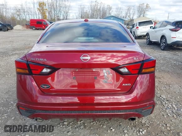 ✅ 2024 Nissan Altima SL • VIN: 1N4BL4EW6RN304945 • Lot: 43620199. Wystawiony na IAAI z przebiegiem 47 839 mil. Bezpłatny archiwum sprzedaży aukcyjnych z USA i szczegółowy raport historii pojazdu na DreamBid. Zdjęcie 17.