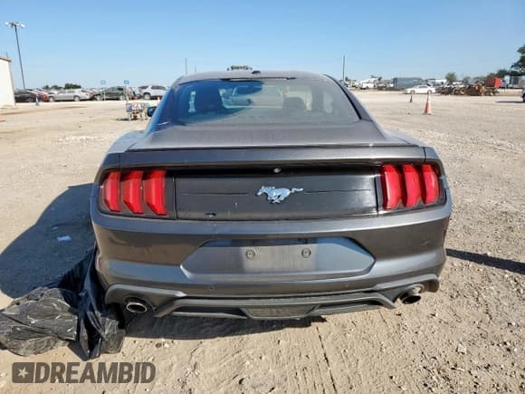 ✅ 2018 Ford Mustang EcoBoost • VIN: 1FA6P8TH8J5159574 • Lot: 86277545. Listed on Copart with 60,390 mi. Free auction sales archive from the USA and detailed vehicle history report at DreamBid. Image 6.