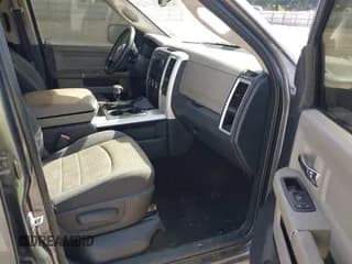 ✅ 2009 Dodge 1500 SLT • VIN: 1D3HB13T99J502397 • Лот: 43449104. Опубликован ранее на IAAI с пробегом 208 652 миль. Бесплатный доступ к архиву аукционных продаж из США и подробный отчёт об истории автомобиля на DreamBid. Изображение 5.