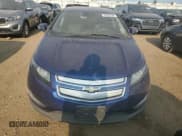 ✅ 2013 Chevrolet Volt • VIN: 1G1RD6E40DU103811 • Lot: 70837594. Wystawiony na Copart z przebiegiem 79 515 mil. Bezpłatny archiwum sprzedaży aukcyjnych z USA i szczegółowy raport historii pojazdu na DreamBid. Zdjęcie 5.