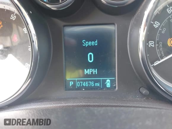 ✅ 2014 Buick Verano • VIN: 1G4PP5SK5E4121978 • Lot: 43118678. Wystawiony na IAAI z przebiegiem 74 676 mil. Bezpłatny archiwum sprzedaży aukcyjnych z USA i szczegółowy raport historii pojazdu na DreamBid. Zdjęcie 15.