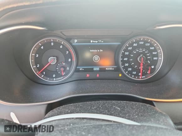 ✅ 2020 Genesis G70 3.3T • VIN: KMTG54LE0LU056324 • Lot: 68446185. Wystawiony na Copart z przebiegiem 42 232 mil. Bezpłatny archiwum sprzedaży aukcyjnych z USA i szczegółowy raport historii pojazdu na DreamBid. Zdjęcie 9.