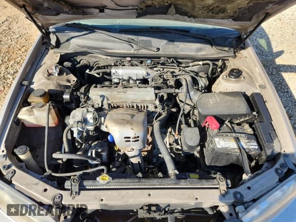 ✅ 2000 Toyota Camry LE • VIN: 4T1BG28KXYU956253 • Lot: 91483795. Wystawiony na Copart z przebiegiem 176 210 mil. Bezpłatny archiwum sprzedaży aukcyjnych z USA i szczegółowy raport historii pojazdu na DreamBid. Zdjęcie 11.