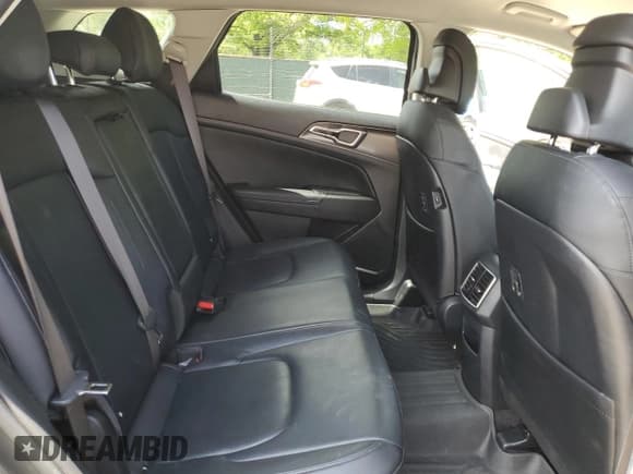 ✅ 2024 Kia Sportage EX • VIN: KNDPVCDG3R7150097 • Lot: 55113835. Listed on Copart with 56,928 mi. Free auction sales archive from the USA and detailed vehicle history report at DreamBid. Image 11.