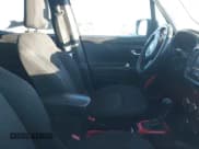 ✅ 2017 Jeep Renegade Trailhawk • VIN: ZACCJBCB8HPE77767 • Лот: 43701094. Опубликован ранее на IAAI с пробегом 120 151 миль. Бесплатный доступ к архиву аукционных продаж из США и подробный отчёт об истории автомобиля на DreamBid. Изображение 5.