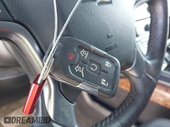 ✅ 2015 Chevrolet Suburban LTZ • VIN: 1GNSKKKC3FR287870 • Lot: 43361365. Listed on IAAI with 190,310 mi. Free auction sales archive from the USA and detailed vehicle history report at DreamBid. Image 11.