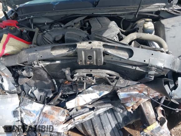 ✅ 2011 Chevrolet Silverado 1500 LT • VIN: 1GCRKSE39BZ378803 • Lot: 41406822. Listed on IAAI with 110,728 mi. Free auction sales archive from the USA and detailed vehicle history report at DreamBid. Image 10.