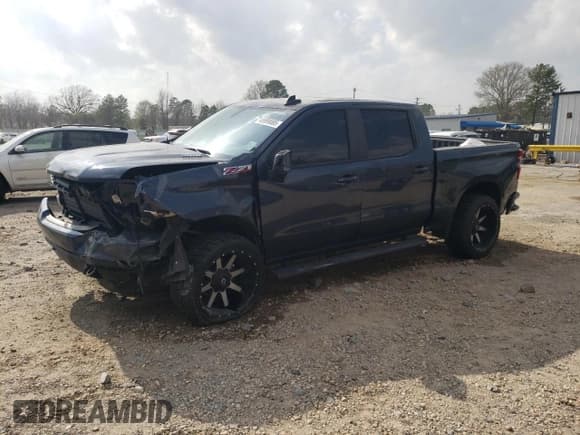 ✅ 2022 Chevrolet Silverado 1500 RST • VIN: 1GCUYEET0NZ201507 • Lot: 48999085. Listed on Copart with 60,009 mi. Free auction sales archive from the USA and detailed vehicle history report at DreamBid. Image 1.