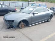 ✅ 2012 Audi S5 Premium Plus • VIN: WAUCVAFR0CA001543 • Lot: 42087961. Wystawiony na IAAI z przebiegiem 100 951 mil. Bezpłatny archiwum sprzedaży aukcyjnych z USA i szczegółowy raport historii pojazdu na DreamBid. Zdjęcie 2.