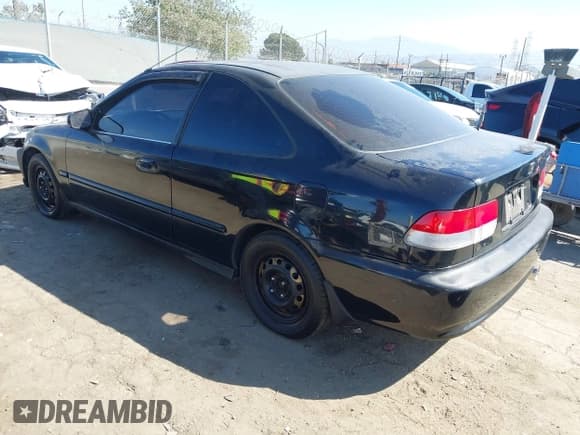 ✅ 2000 Honda Civic EX • VIN: 1HGEJ824XYL016039 • Лот: 43369128. Опубликован ранее на IAAI с пробегом 101 108 миль. Бесплатный доступ к архиву аукционных продаж из США и подробный отчёт об истории автомобиля на DreamBid. Изображение 3.