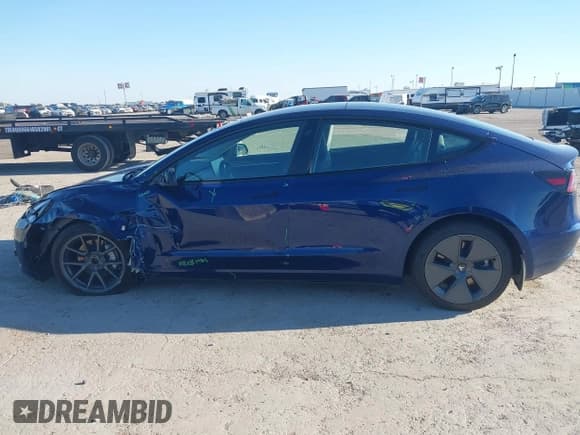 ✅ 2022 Tesla Model 3 Long Range • VIN: 5YJ3E1EB3NF196491 • Lot: 43581396. Wystawiony na IAAI z przebiegiem 46 918 mil. Bezpłatny archiwum sprzedaży aukcyjnych z USA i szczegółowy raport historii pojazdu na DreamBid. Zdjęcie 14.