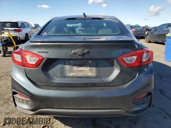 ✅ 2017 Chevrolet Cruze LT • VIN: 1G1BE5SM1H7273726 • Lot: 89544495. Listed on Copart with 119,310 mi miles. Access the free auction sales archive from the USA and view a detailed vehicle history report at DreamBid. Image 6.
