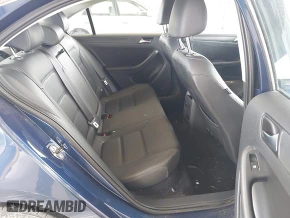 ✅ 2011 Volkswagen Jetta SE • VIN: 3VWDZ7AJ6BM078917 • Лот: 42298264. Опубликован ранее на IAAI с пробегом 131 635 миль. Бесплатный доступ к архиву аукционных продаж из США и подробный отчёт об истории автомобиля на DreamBid. Изображение 8.