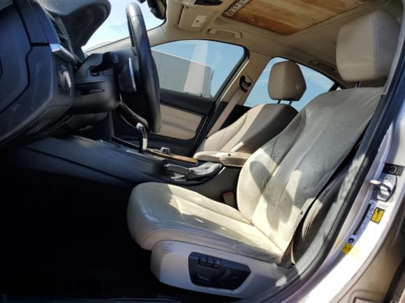 ✅ 2015 BMW 3 Series 328i • VIN: WBA3A5G55FNS84226 • Lot: 50106465. Wystawiony na Copart z przebiegiem 122 659 mil. Bezpłatny archiwum sprzedaży aukcyjnych z USA i szczegółowy raport historii pojazdu na DreamBid. Zdjęcie 7.