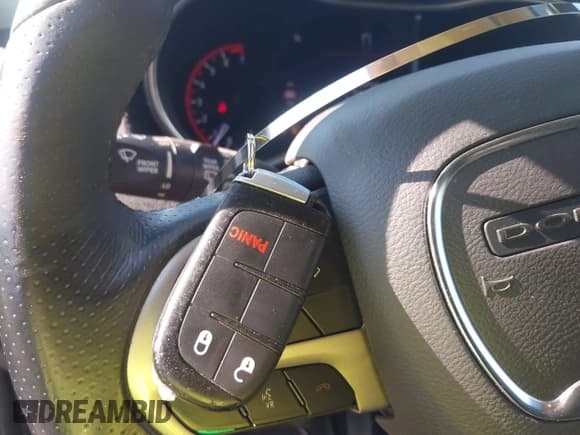 ✅ 2019 Dodge Durango SXT Plus • VIN: 1C4RDJAG2KC585324 • Lot: 43154578. Wystawiony na IAAI z przebiegiem 111 329 mil. Bezpłatny archiwum sprzedaży aukcyjnych z USA i szczegółowy raport historii pojazdu na DreamBid. Zdjęcie 11.