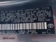 ✅ 2017 Toyota Prius Plus • VIN: JTDKARFP0H3003084 • Lot: 43519736. Wystawiony na IAAI z przebiegiem 34 267 mil. Bezpłatny archiwum sprzedaży aukcyjnych z USA i szczegółowy raport historii pojazdu na DreamBid. Zdjęcie 9.