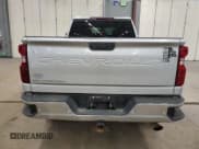 ✅ 2022 Chevrolet Silverado 2500HD Work Truck • VIN: 1GC4YLE72NF288531 • Лот: 80500695. Опубликован ранее на Copart с пробегом 69 300 миль. Бесплатный доступ к архиву аукционных продаж из США и подробный отчёт об истории автомобиля на DreamBid. Изображение 6.