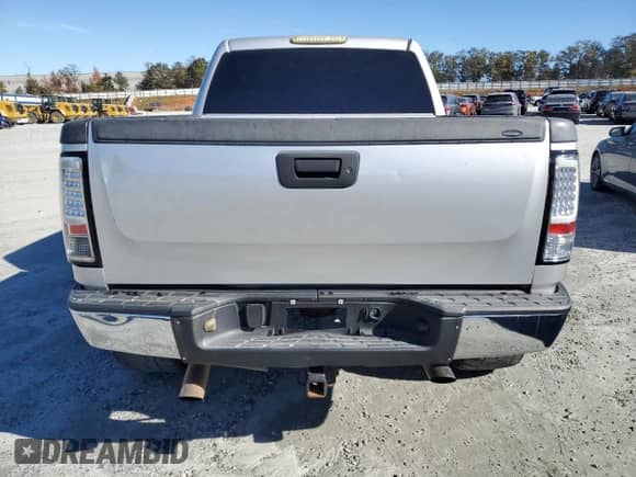 2011 GMC Sierra 1500 SLE with VIN 3GTP1VE07BG329486, listed as a Copart auction lot 91276945 with 212,832 mi miles and Clean title. Bid and sale history available at DreamBid. Image 6.