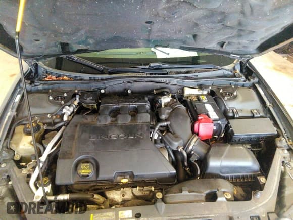 ✅ 2010 Lincoln MKZ • VIN: 3LNHL2GC7AR754032 • Lot: 43593571. Listed on IAAI with 139,052 mi. Free auction sales archive from the USA and detailed vehicle history report at DreamBid. Image 10.