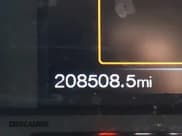 ✅ 2016 Ford F-150 XLT • VIN: 1FTEW1EF3GFB93744 • Лот: 42529885. Опубликован ранее на IAAI с пробегом 208 508 миль. Бесплатный доступ к архиву аукционных продаж из США и подробный отчёт об истории автомобиля на DreamBid. Изображение 16.