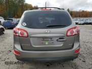 ✅ 2012 Hyundai Santa Fe GLS • VIN: 5XYZGDAB6CG103707 • Lot: 86838055. Wystawiony na Copart z przebiegiem 166 522 mil. Bezpłatny archiwum sprzedaży aukcyjnych z USA i szczegółowy raport historii pojazdu na DreamBid. Zdjęcie 6.
