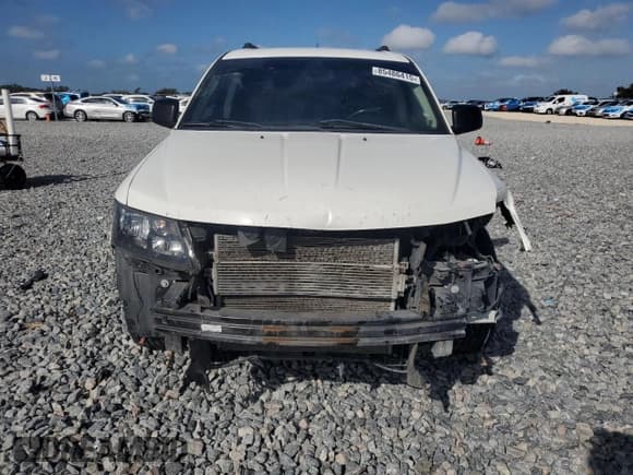 ✅ 2019 Dodge Journey SE • VIN: 3C4PDCBB5KT794342 • Lot: 85486415. Wystawiony na Copart z przebiegiem 181 784 mil. Bezpłatny archiwum sprzedaży aukcyjnych z USA i szczegółowy raport historii pojazdu na DreamBid. Zdjęcie 5.