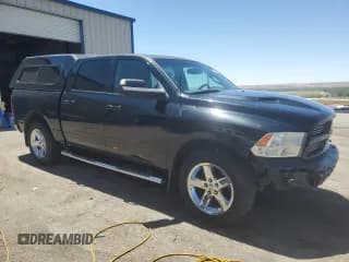 ✅ 2010 Dodge 1500 Laramie • VIN: 1D7RV1CTXAS177123 • Lot: 56956125. Wystawiony na Copart z przebiegiem 130 950 mil. Bezpłatny archiwum sprzedaży aukcyjnych z USA i szczegółowy raport historii pojazdu na DreamBid. Zdjęcie 4.