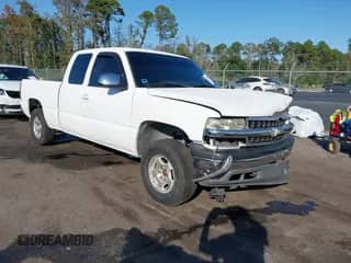 2002 Chevrolet Silverado 1500 LS z VIN 1GCEK19T12E205318, wystawiony jako IAAI lot #43510614 z przebiegiem 158 028 mil mil oraz . Historia ofert i sprzedaży dostępna na DreamBid. Obrazek 1.