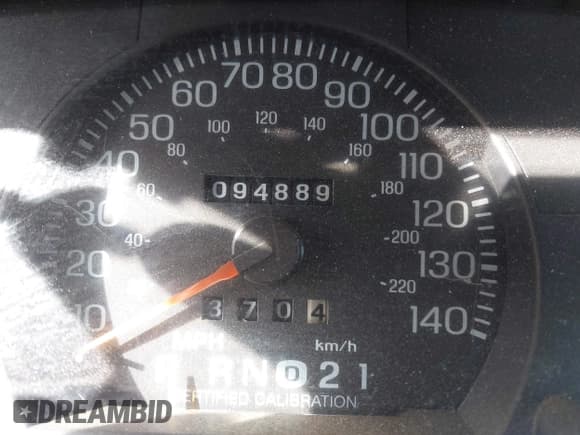 ✅ 1999 Ford Crown Victoria Police • VIN: 2FAFP71W9XX187581 • Лот: 41522223. Опубликован ранее на IAAI с пробегом 94 889 миль. Бесплатный доступ к архиву аукционных продаж из США и подробный отчёт об истории автомобиля на DreamBid. Изображение 15.