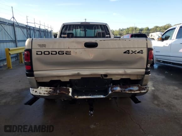 ✅ 1999 Dodge 1500 • VIN: 1B7HF16Y0XS203991 • Лот: 84819475. Опубликован ранее на Copart с пробегом 114 487 миль. Бесплатный доступ к архиву аукционных продаж из США и подробный отчёт об истории автомобиля на DreamBid. Изображение 6.