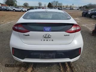 ✅ 2019 Hyundai Ioniq SEL • VIN: KMHC75LC8KU106750 • Lot: 50357955. Wystawiony na Copart z przebiegiem 80 724 mil. Bezpłatny archiwum sprzedaży aukcyjnych z USA i szczegółowy raport historii pojazdu na DreamBid. Zdjęcie 6.
