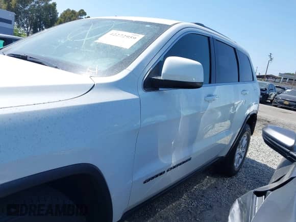 2020 Jeep Grand Cherokee Altitude z VIN 1C4RJEAG3LC202749, wystawiony jako IAAI lot #42272959 z przebiegiem 90 698 mil mil oraz . Historia ofert i sprzedaży dostępna na DreamBid. Obrazek 15.