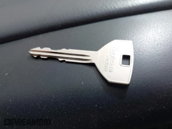 ✅ 2000 Dodge Dakota Sport • VIN: 1B7GL2AX2YS739075 • Лот: 41596495. Опубликован ранее на IAAI с пробегом 207 533 миль. Бесплатный доступ к архиву аукционных продаж из США и подробный отчёт об истории автомобиля на DreamBid. Изображение 11.