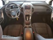 ✅ 2015 Chevrolet Volt • VIN: 1G1RA6E40FU119289 • Lot: 81178974. Wystawiony na Copart z przebiegiem 167 770 mil. Bezpłatny archiwum sprzedaży aukcyjnych z USA i szczegółowy raport historii pojazdu na DreamBid. Zdjęcie 8.