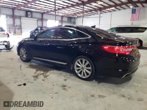 ✅ 2017 Hyundai Azera Limited • VIN: KMHFH4JG3HA583140 • Lot: 86318055. Listed on Copart with 70,602 mi. Free auction sales archive from the USA and detailed vehicle history report at DreamBid. Image 2.