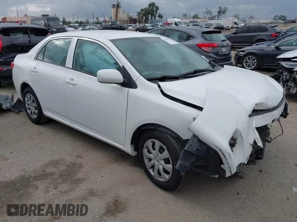 ✅ 2010 Toyota Corolla LE • VIN: 2T1BU4EE1AC506856 • Лот: 43722223. Опубликован ранее на IAAI с пробегом 56 830 миль. Бесплатный доступ к архиву аукционных продаж из США и подробный отчёт об истории автомобиля на DreamBid. Изображение 1.