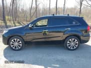 ✅ 2015 Kia Sorento SX • VIN: 5XYKWDA79FG619256 • Lot: 42088747. Wystawiony na IAAI z przebiegiem 203 335 mil. Bezpłatny archiwum sprzedaży aukcyjnych z USA i szczegółowy raport historii pojazdu na DreamBid. Zdjęcie 14.