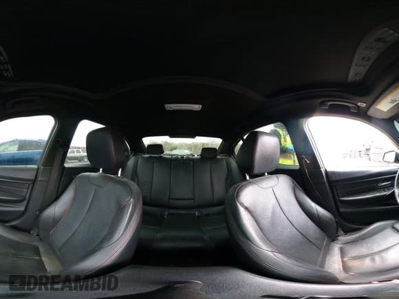 ✅ 2013 BMW 3 Series 328i • VIN: WBA3A5C55DF357219 • Lot: 43564300. Wystawiony na IAAI z przebiegiem 156 231 mil. Bezpłatny archiwum sprzedaży aukcyjnych z USA i szczegółowy raport historii pojazdu na DreamBid. Zdjęcie 18.