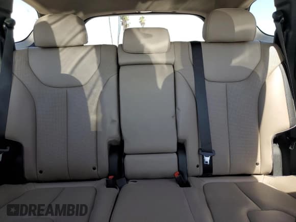 ✅ 2022 Hyundai Santa Fe SEL • VIN: 5NMS3DAJ8NH408932 • Lot: 60427424. Wystawiony na Copart z przebiegiem 22 312 mil. Bezpłatny archiwum sprzedaży aukcyjnych z USA i szczegółowy raport historii pojazdu na DreamBid. Zdjęcie 10.