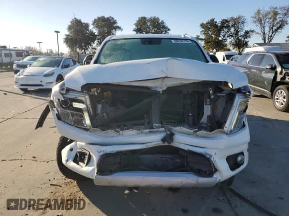 ✅ 2017 Nissan Titan Pro-4X • VIN: 1N6AA1E58HN548609 • Lot: 90290125. Listed on Copart with 72,769 mi. Free auction sales archive from the USA and detailed vehicle history report at DreamBid. Image 5.