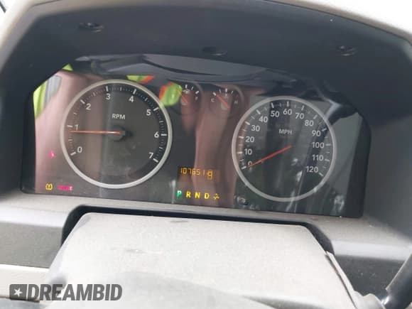 ✅ 2009 Dodge 1500 SLT • VIN: 1D3HB16PX9J509180 • Lot: 42381574. Wystawiony na IAAI z przebiegiem 107 651 mil. Bezpłatny archiwum sprzedaży aukcyjnych z USA i szczegółowy raport historii pojazdu na DreamBid. Zdjęcie 7.