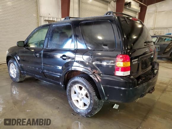 ✅ 2005 Ford Escape Limited • VIN: 1FMYU94155KA54268 • Лот: 92664775. Опубликован ранее на Copart с пробегом 191 612 миль. Бесплатный доступ к архиву аукционных продаж из США и подробный отчёт об истории автомобиля на DreamBid. Изображение 2.